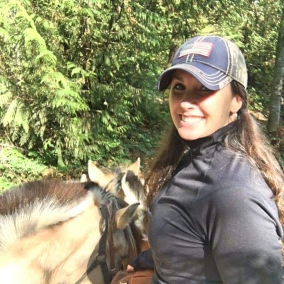 Classy, Country, Casual & Cool - Picture 6 of 7